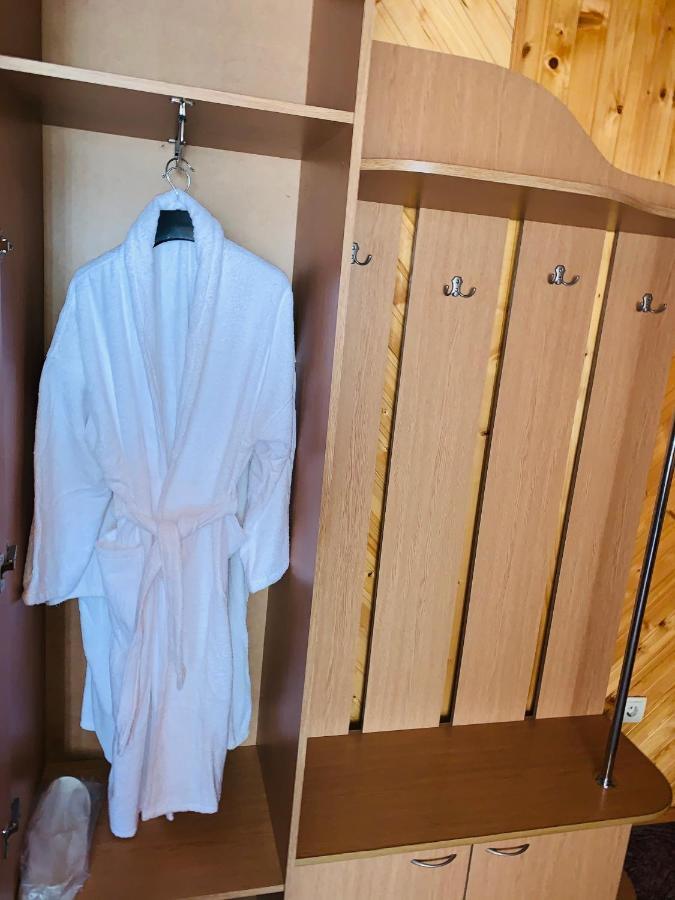 Pid Yavorom Hotel Drogomirchany Bagian luar foto
