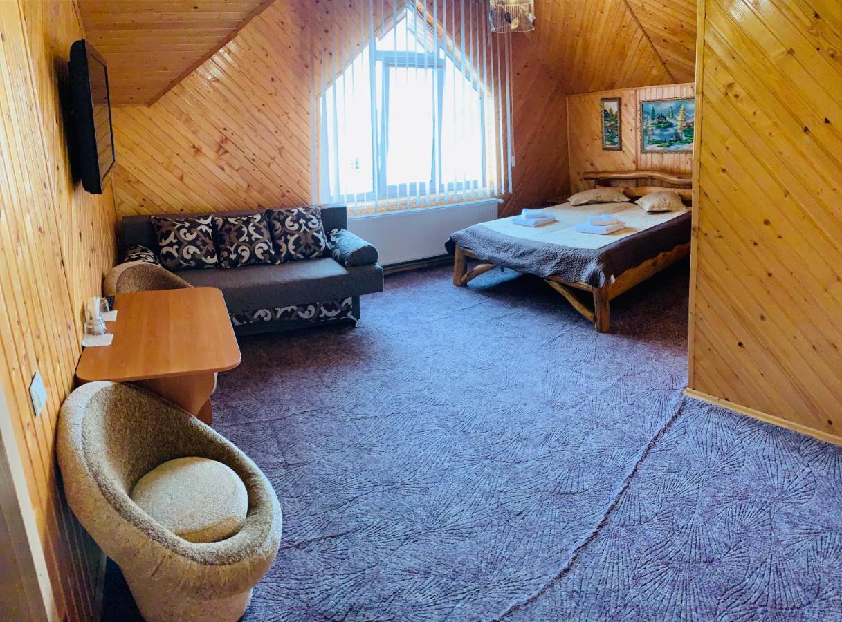 Pid Yavorom Hotel Drogomirchany Bagian luar foto